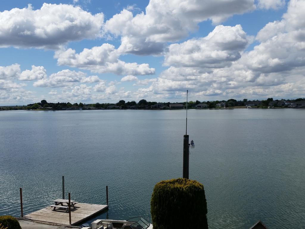 Lakeshore Inn Water Front Moses Lake Exterior foto